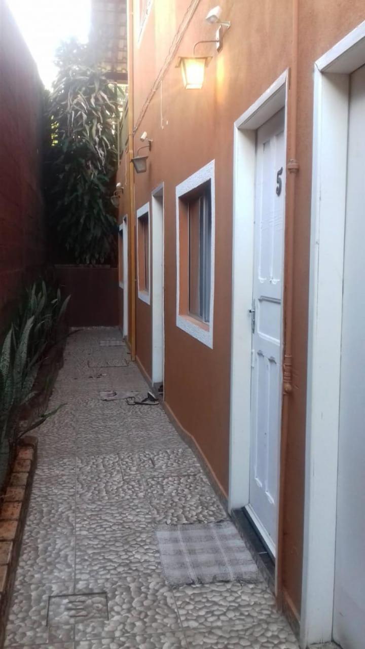 Hostel Trem Di Durmi Belo Horizonte Ruang foto